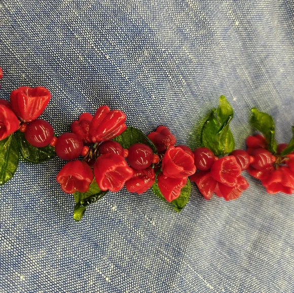Vintage Venetian/Czech? Red Flowers and Green Leaves Handblown Glass Necklace - Picture 7 of 16